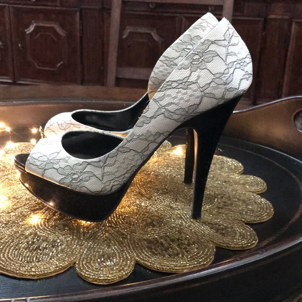 City Streets Black Lace 5 Inch High Heels - Picture 4 of 12